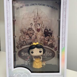 Disney 100 Celebration Funko Pop: Snow White with Movie Poster